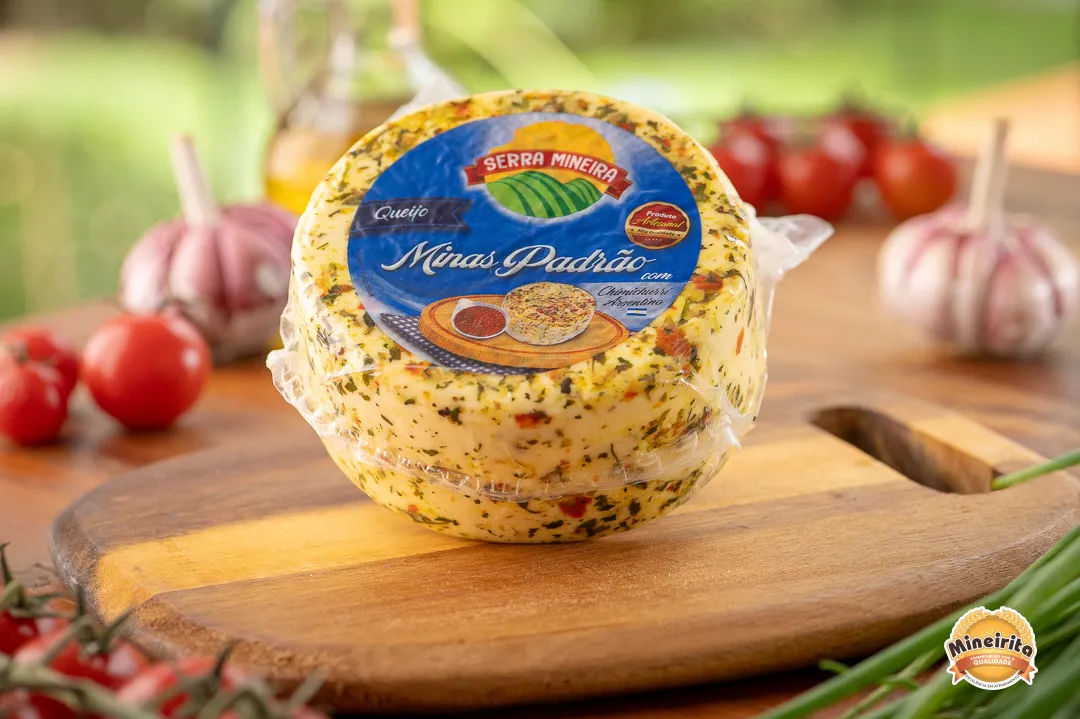 Queijo Minas Padrão com Chimichurri